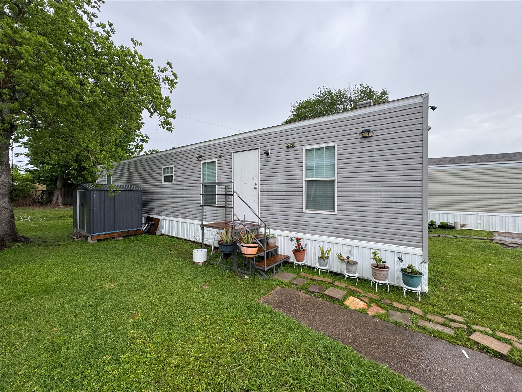 5100 Allen Genoa Road 42 Property Photo 1