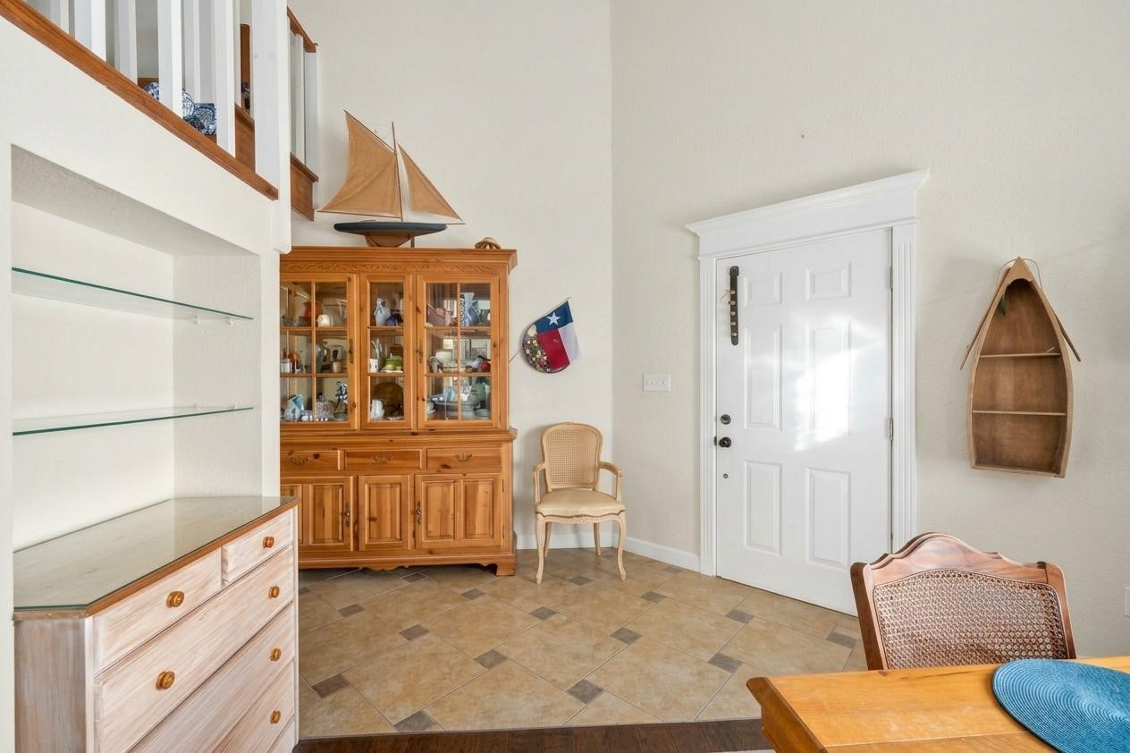 16610 Bahama Way Property Photo 6