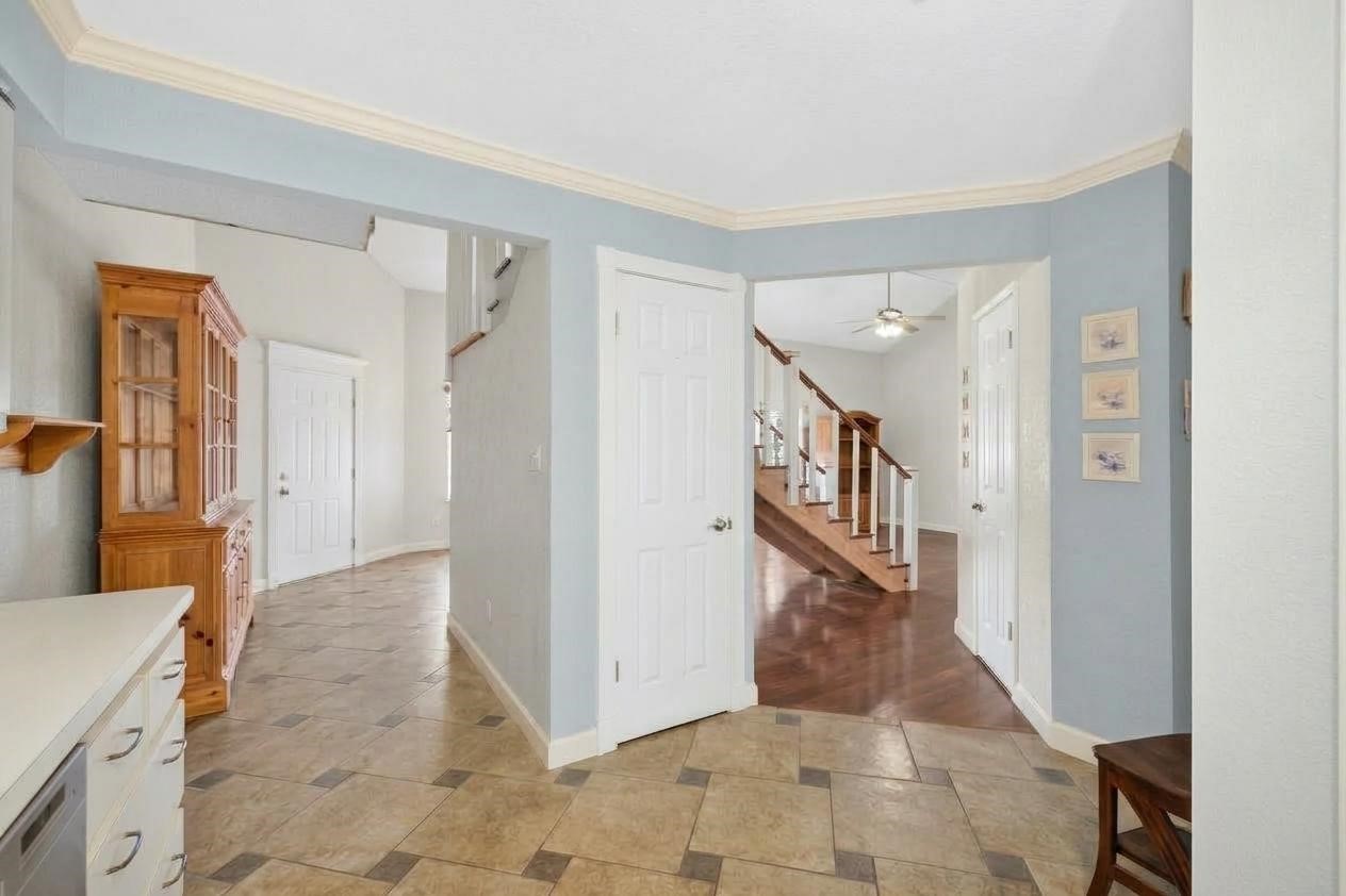 16610 Bahama Way Property Photo 7