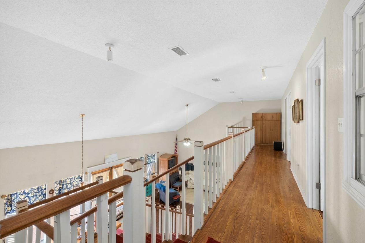 16610 Bahama Way Property Photo 20