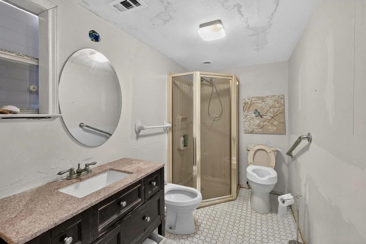 16610 Bahama Way Property Photo 26
