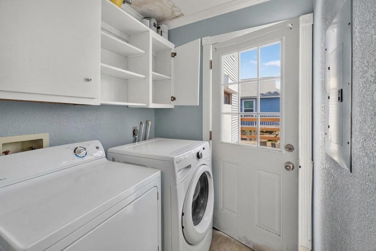 16610 Bahama Way Property Photo 32