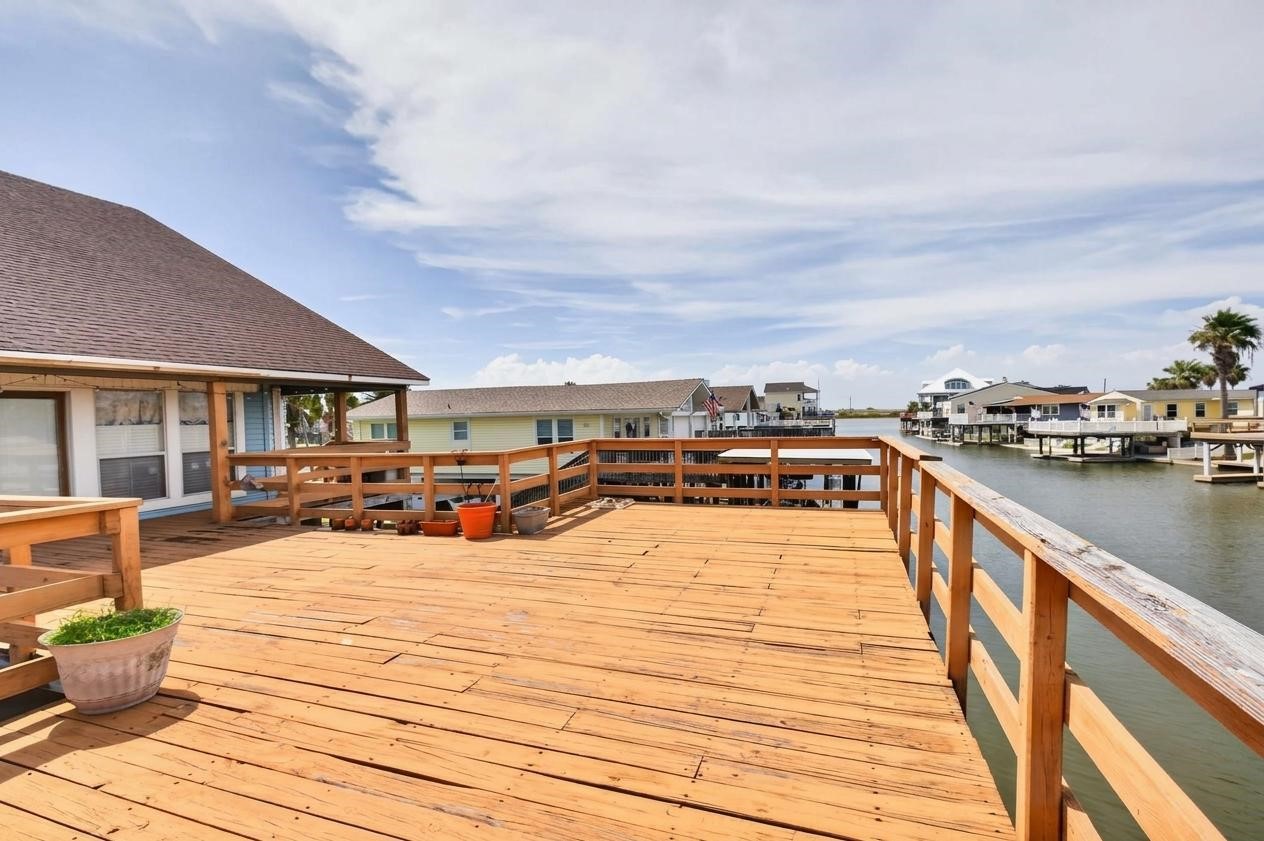 16610 Bahama Way Property Photo 39