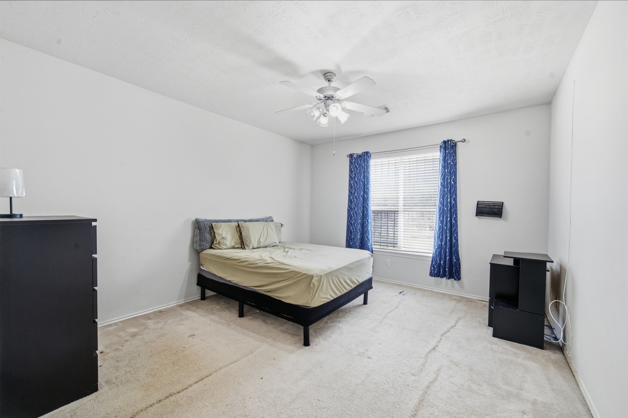 6714 Chester Oak Drive Property Photo 7