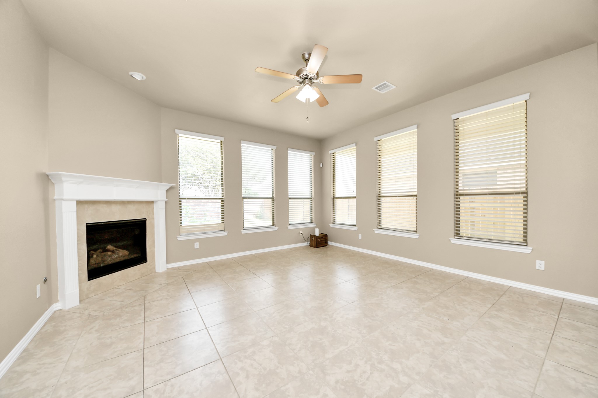 10007 Mystic Spring Lane Property Photo 11