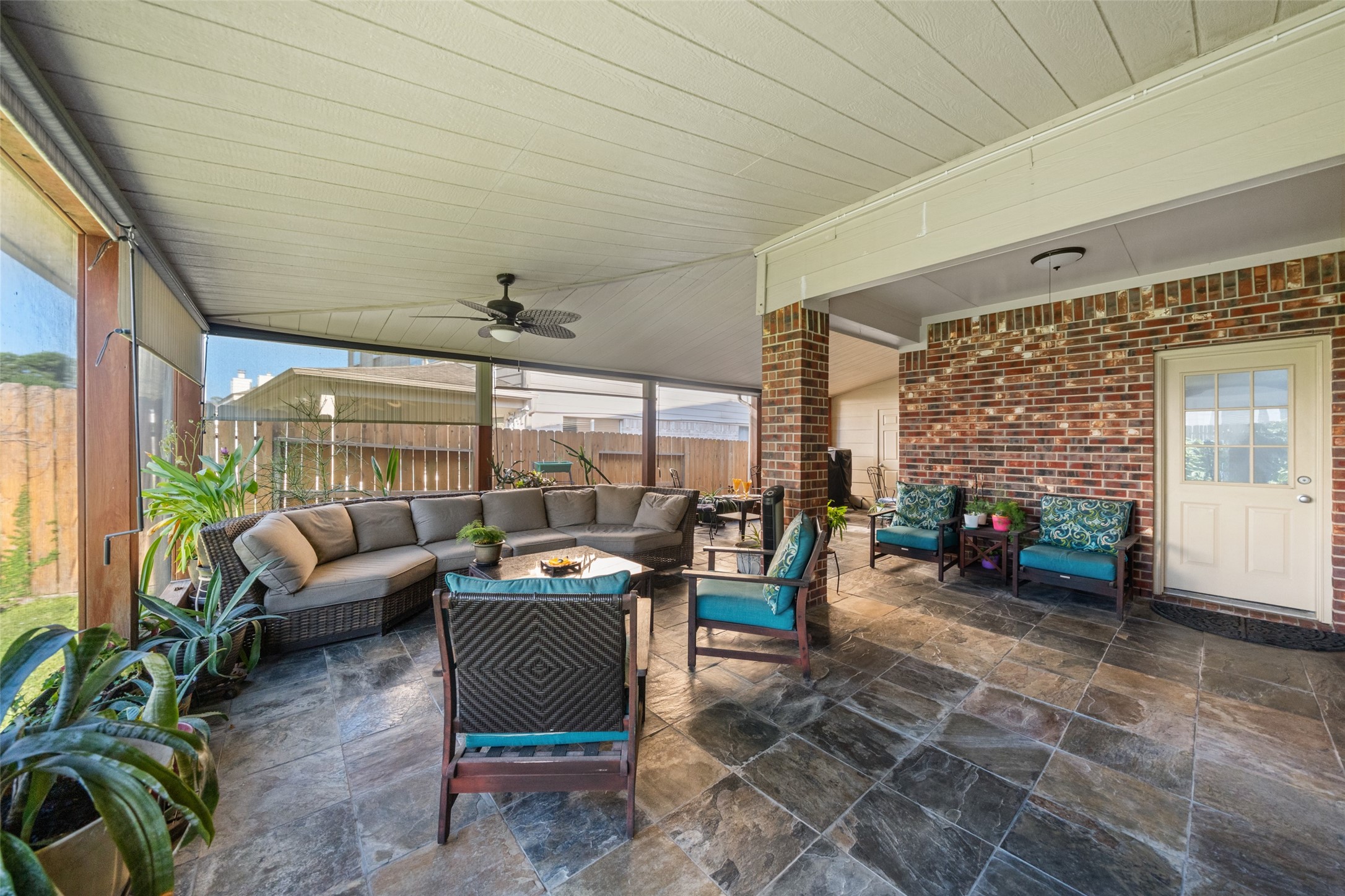 19314 Aquatic Drive Property Photo 37