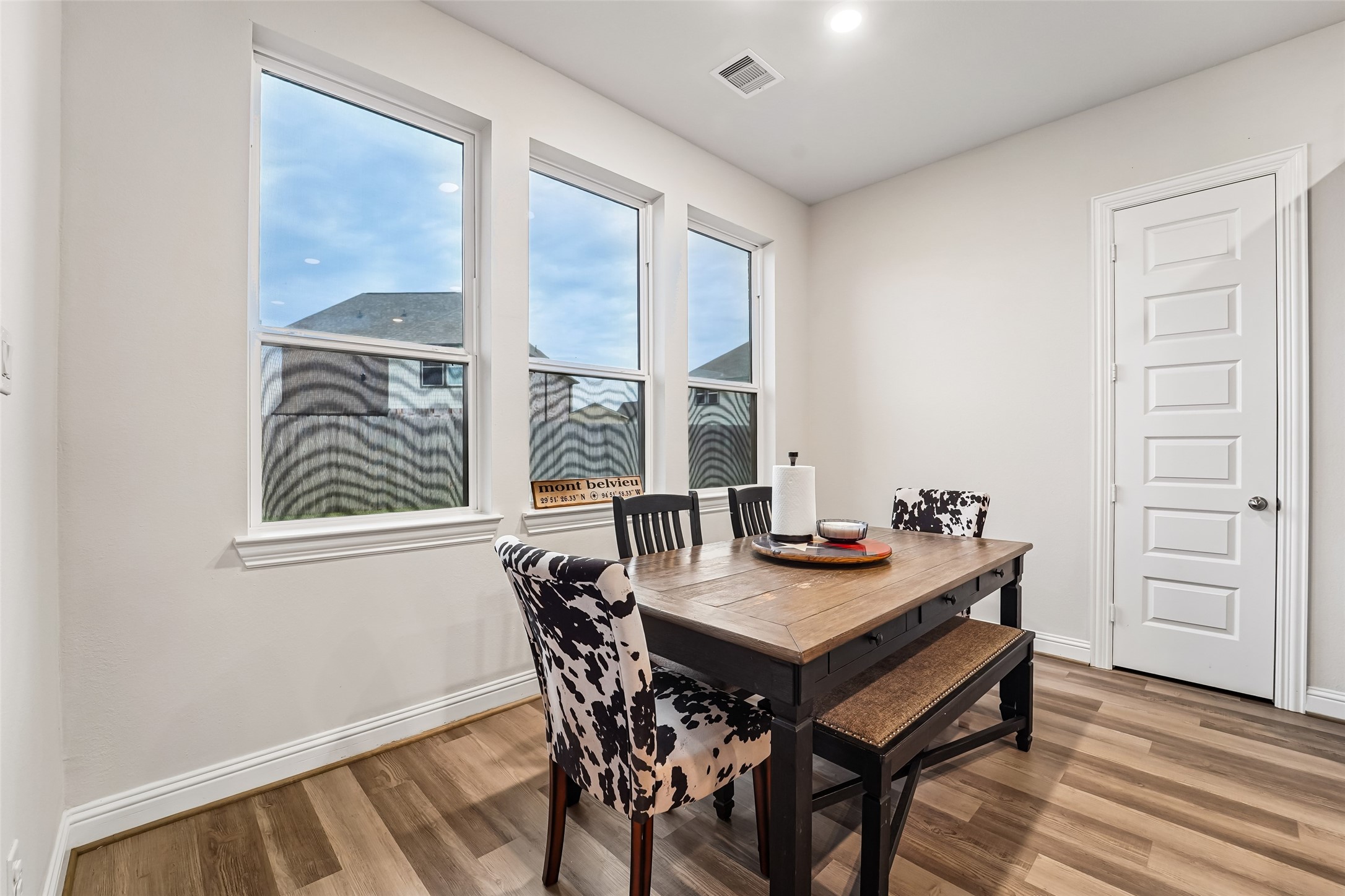 11715 Autumn Leaf Drive Property Photo 10