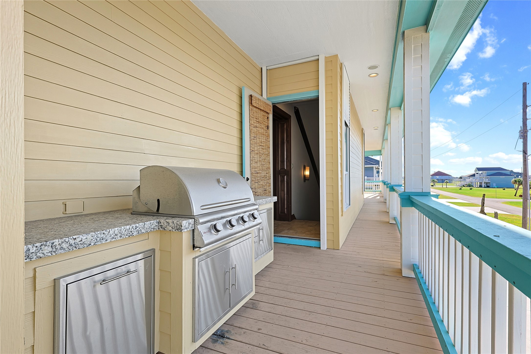 680 Villa Drive Property Photo 13