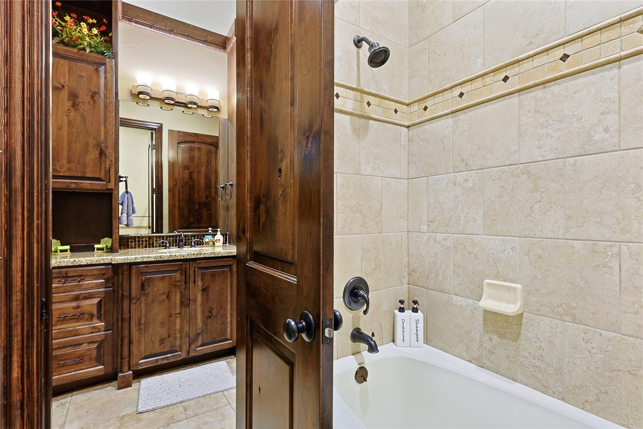 680 Villa Drive Property Photo 33