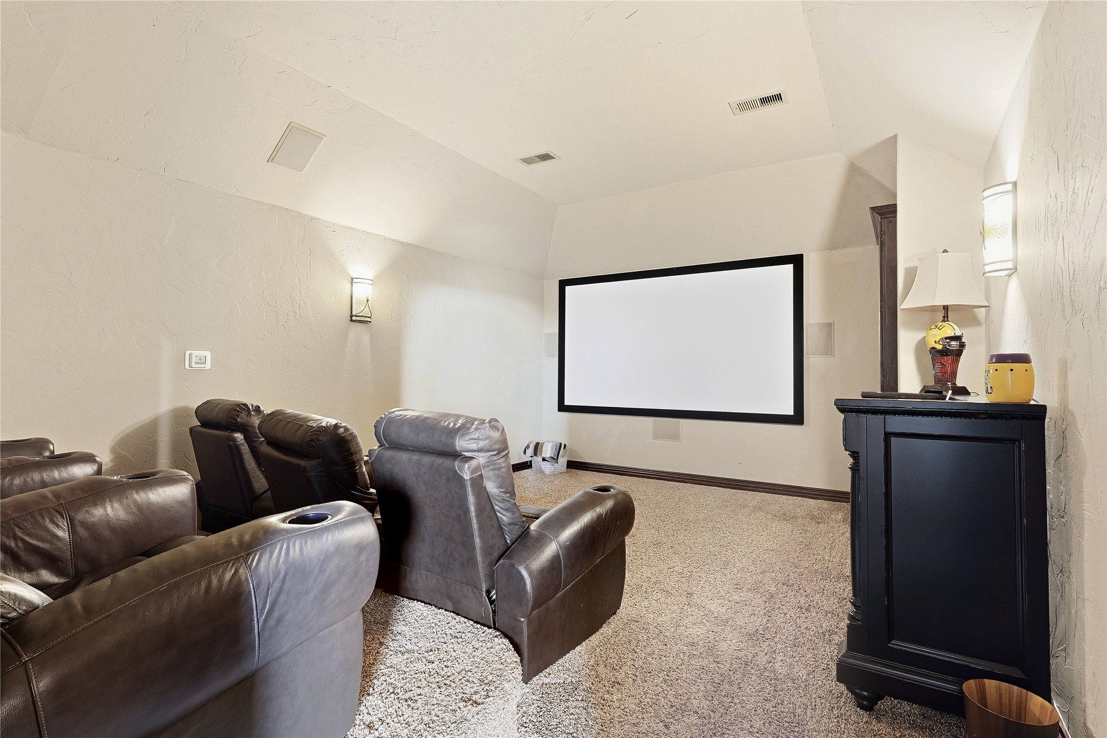 680 Villa Drive Property Photo 40