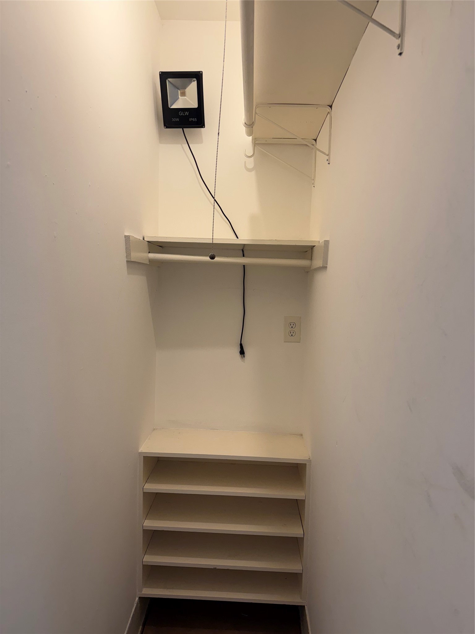 1631 Richmond Avenue 2 Property Photo 8