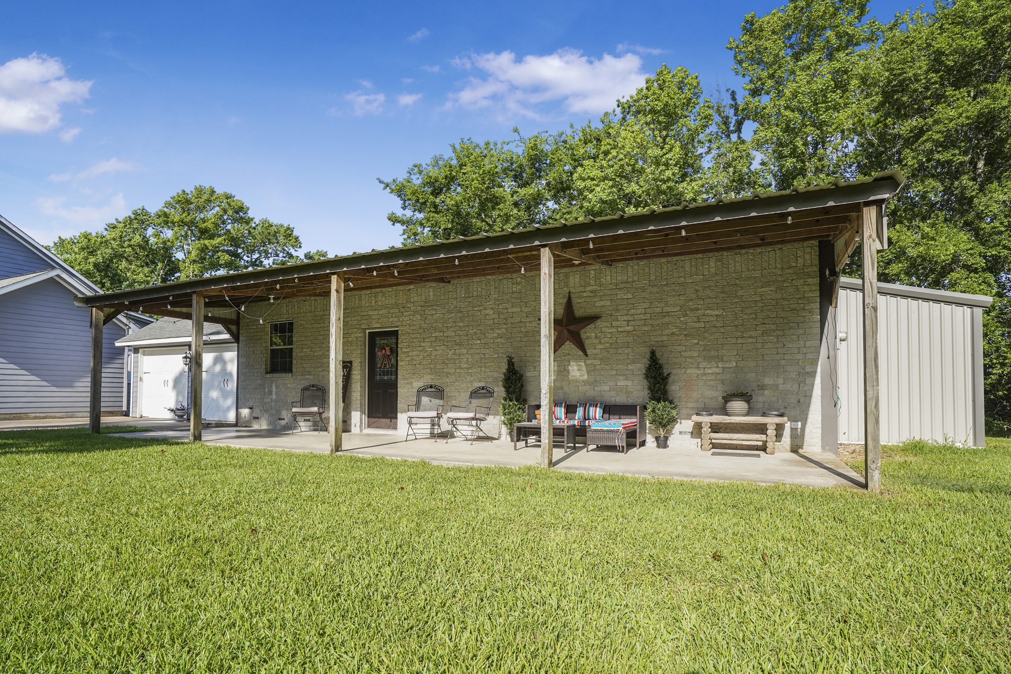20547 Crosby Eastgate Road Property Photo 5