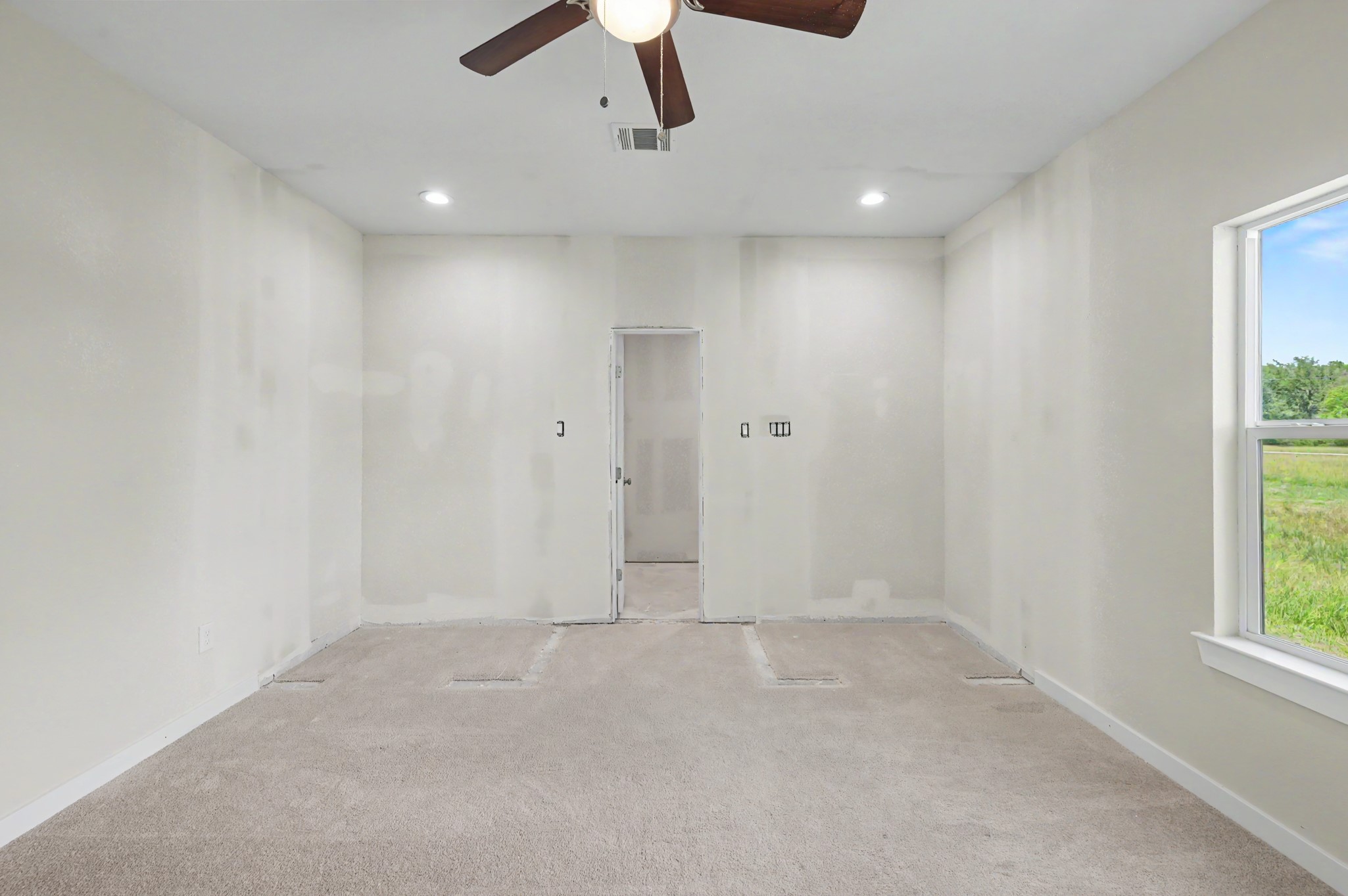 50 Westlake West Property Photo 12