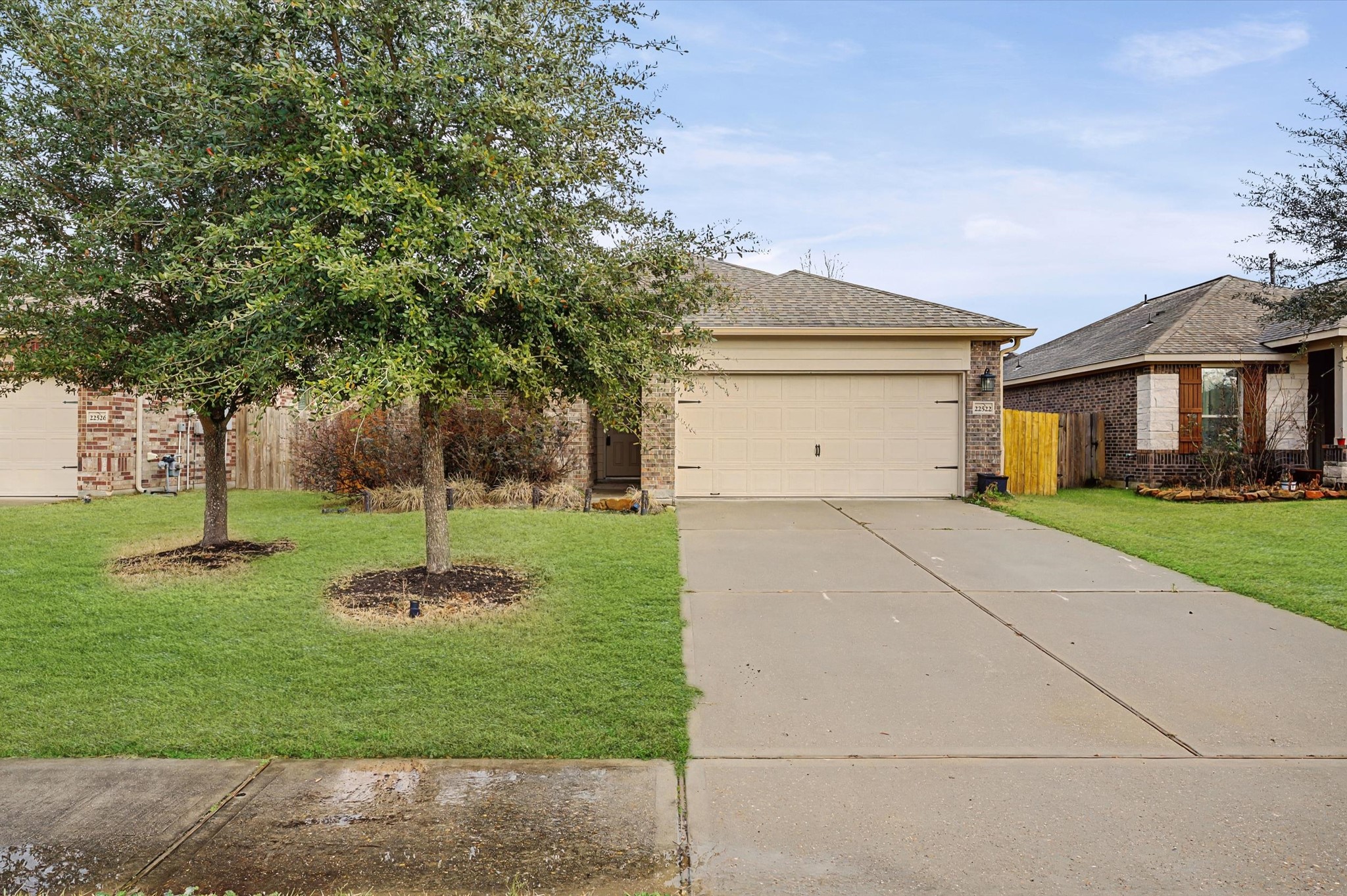 22522 Rustic Valley Court Property Photo 2