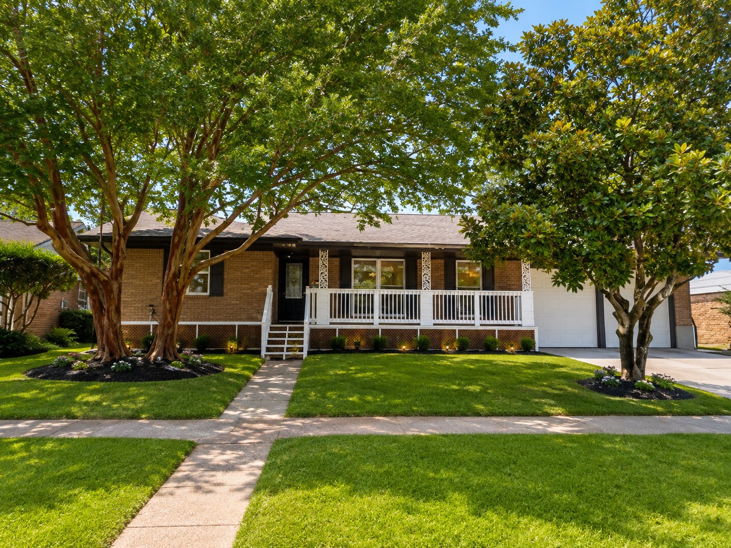 5415 Jackwood Street Property Photo 1
