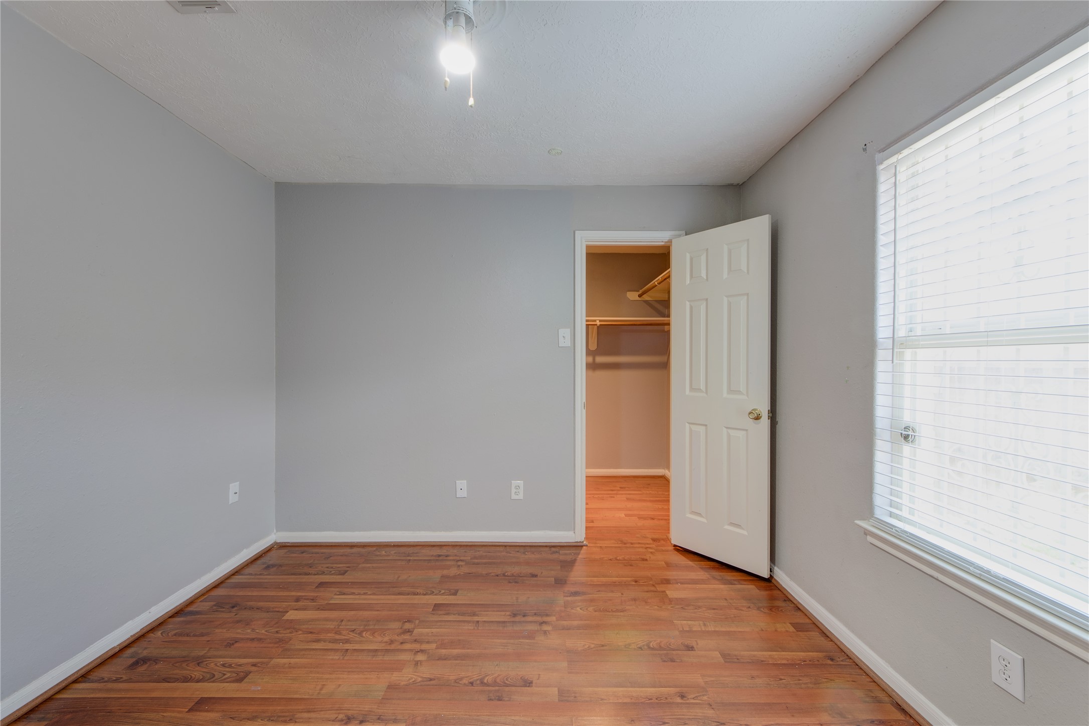 9907 Golden Glen Drive Property Photo 19