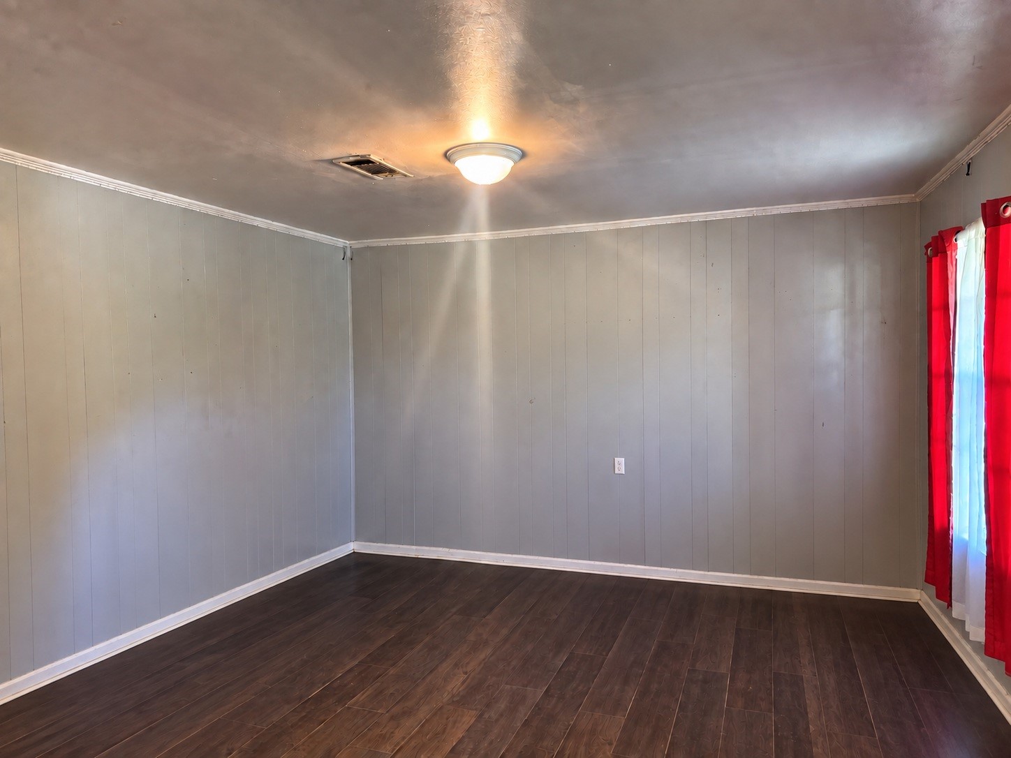 1310 Old Woodville Road Property Photo 5