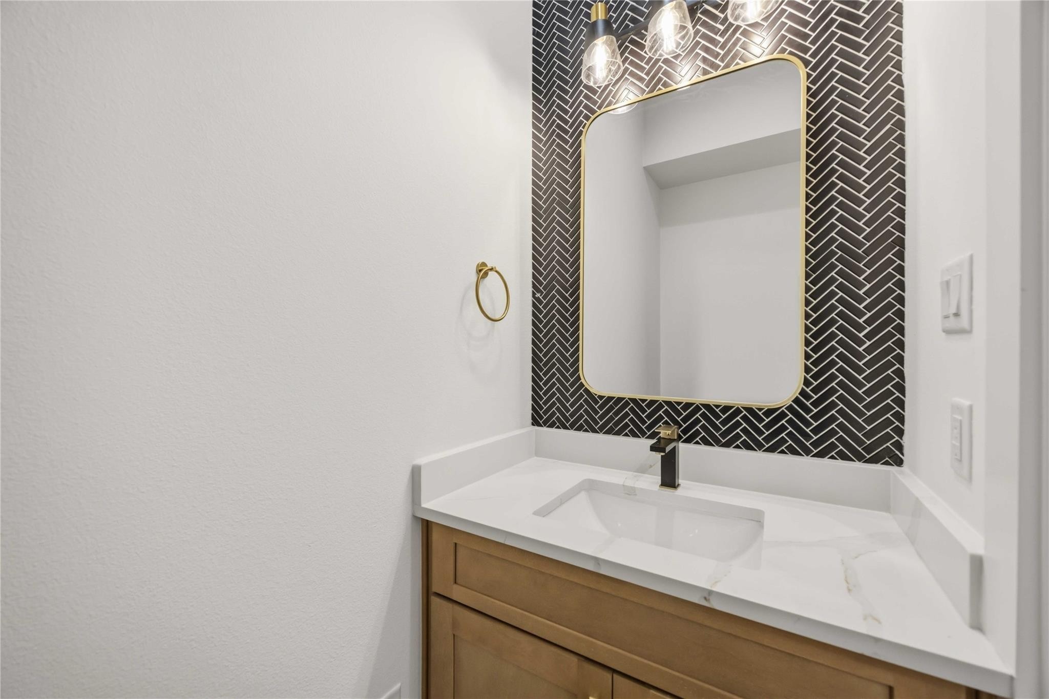 8210 Lawler Street A Property Photo 4