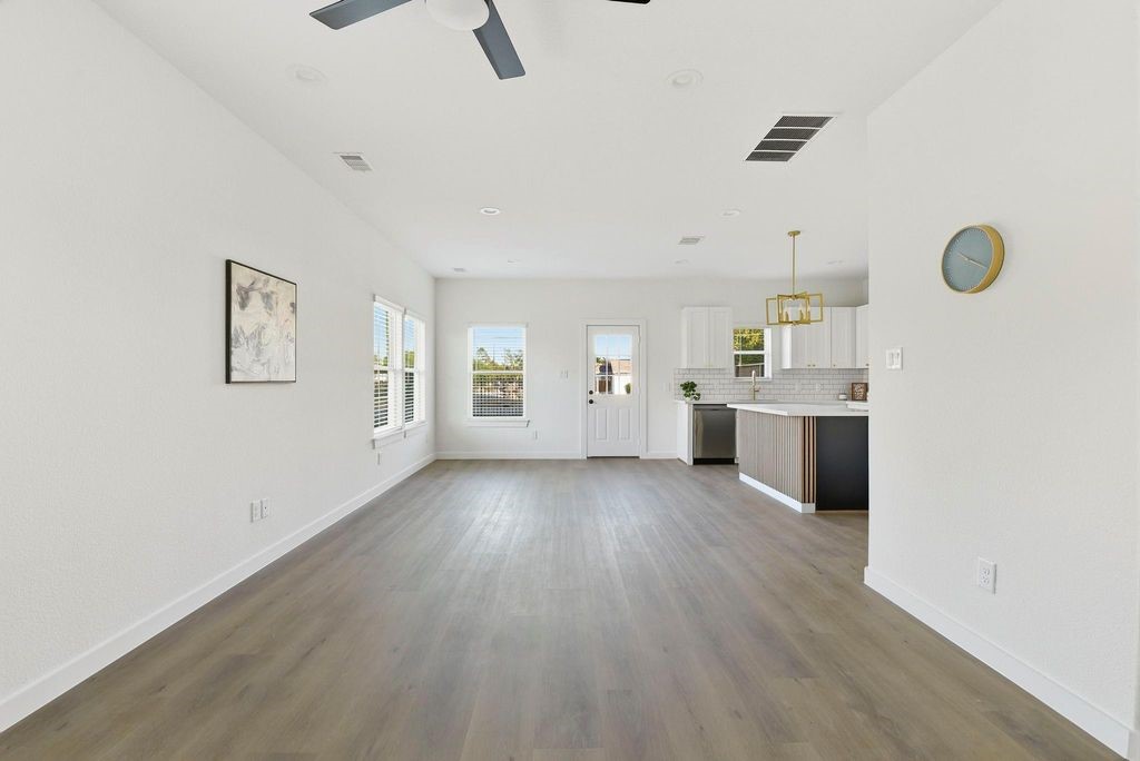 6417 Eastland Street A Property Photo 11