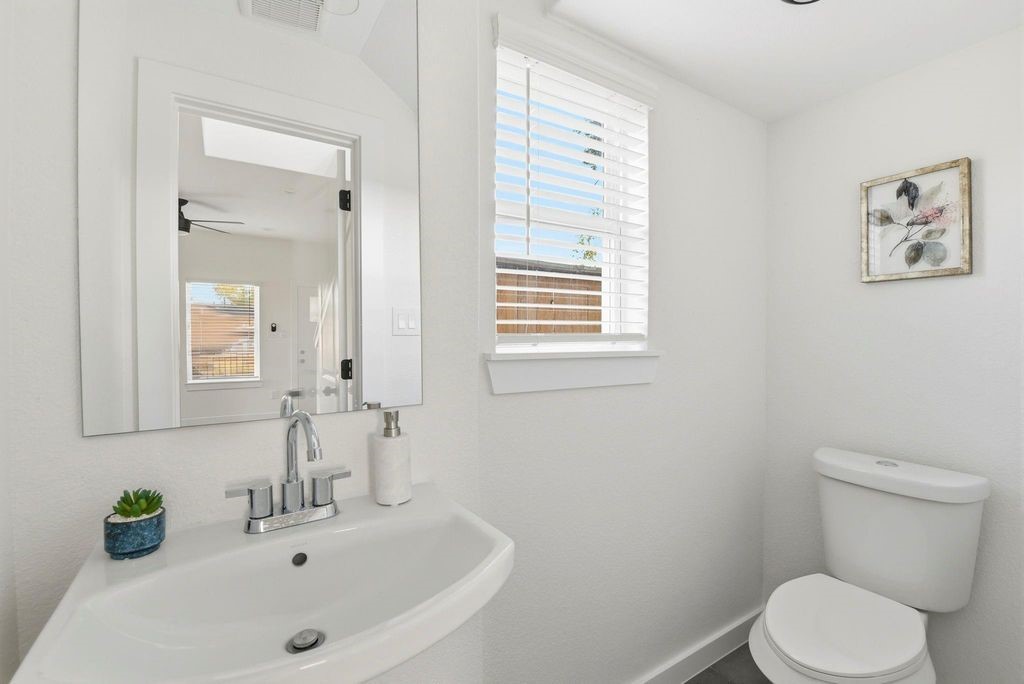 6417 Eastland Street A Property Photo 25