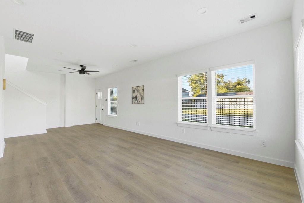 6417 Eastland Street A Property Photo 29