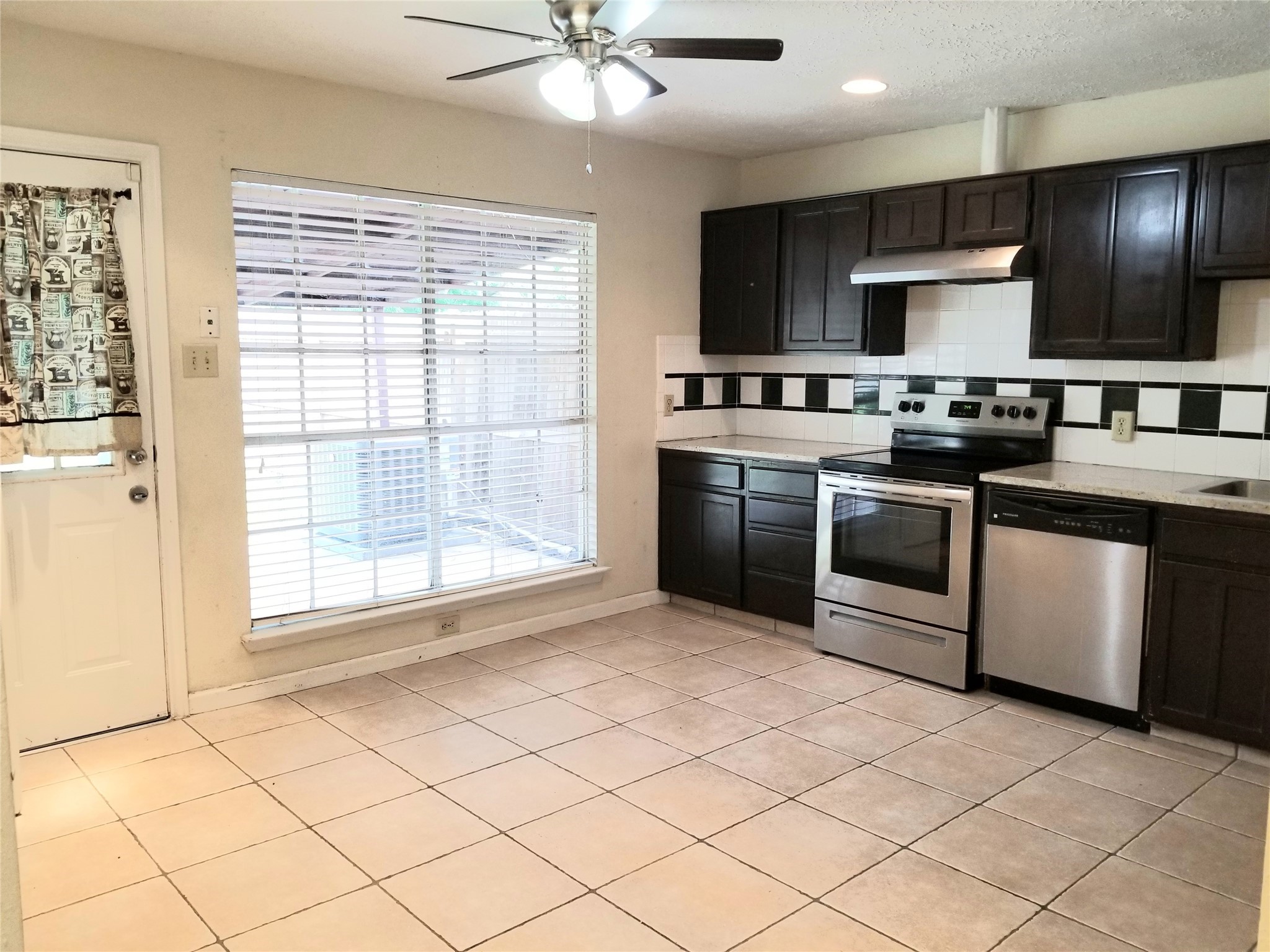 13915 Cravenridge Drive Property Photo 11