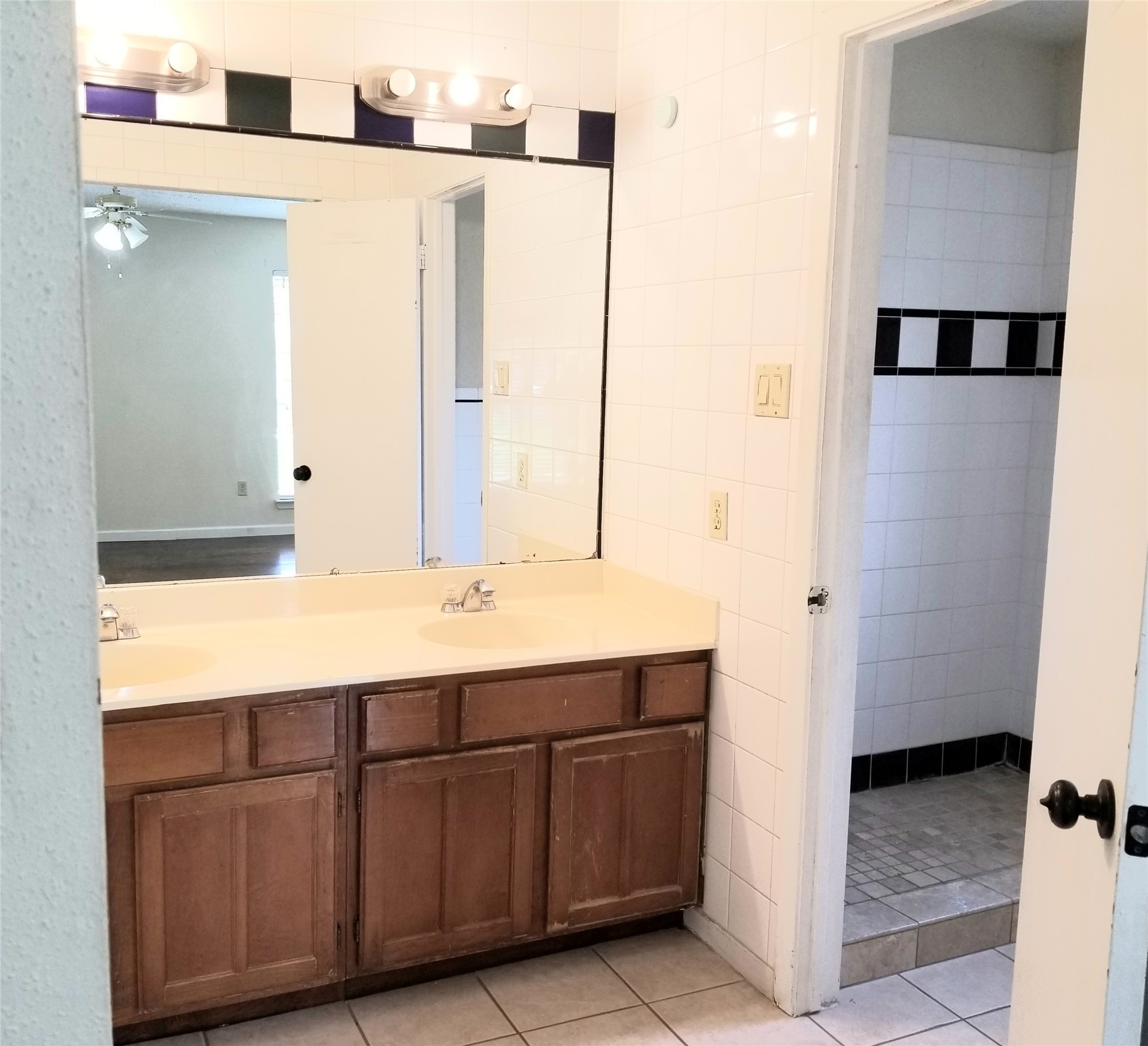 13915 Cravenridge Drive Property Photo 16