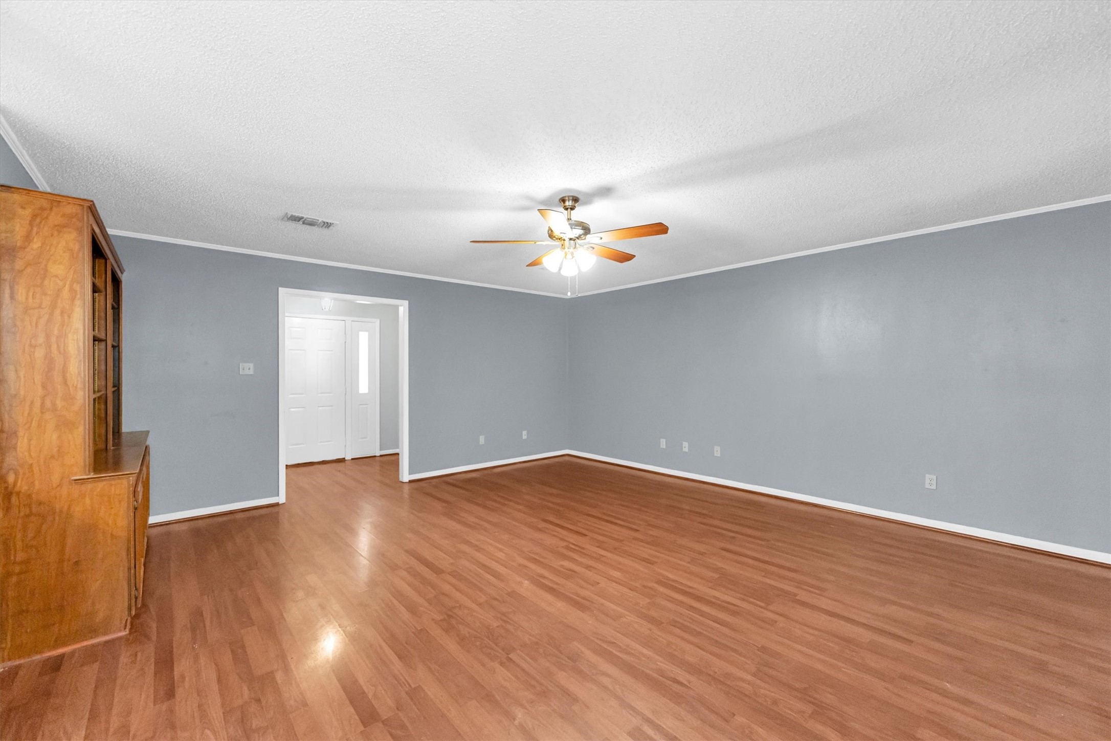 610 Green Hills Drive Property Photo 10