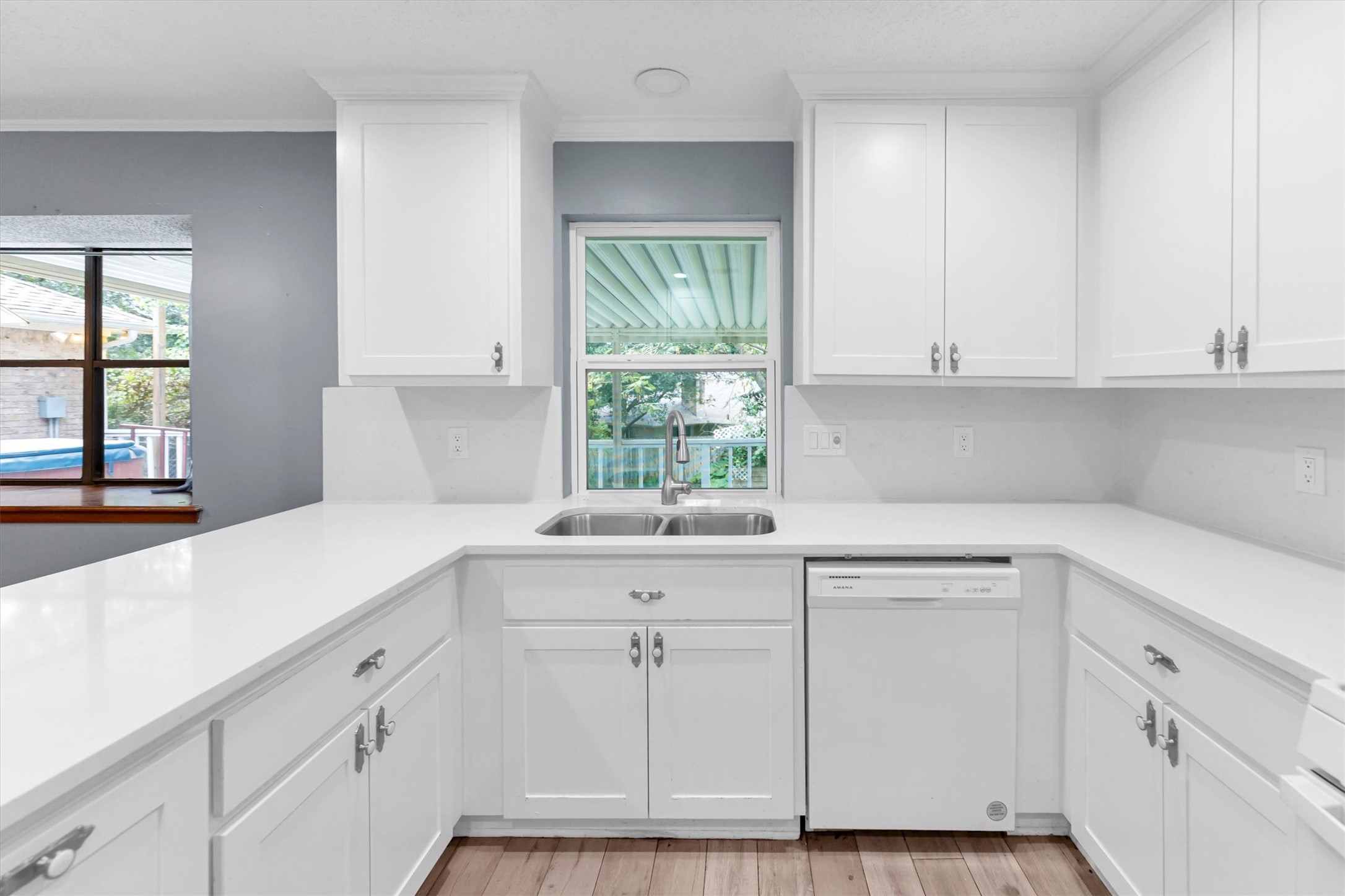 610 Green Hills Drive Property Photo 18