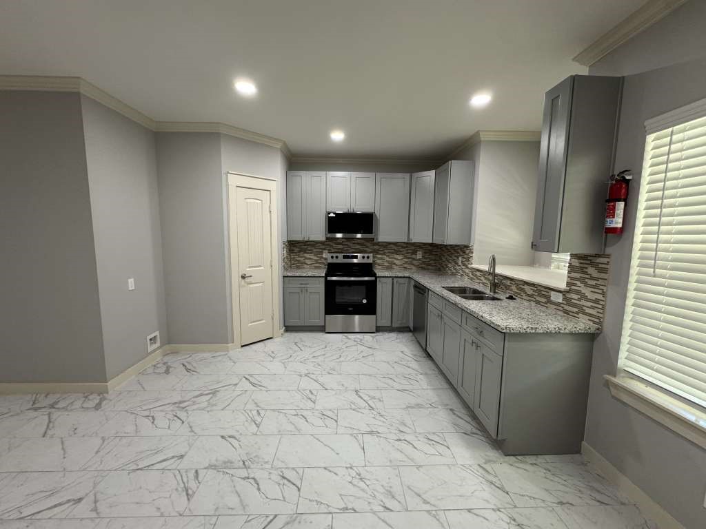 5802 Twisted Pine Court D Property Photo 5