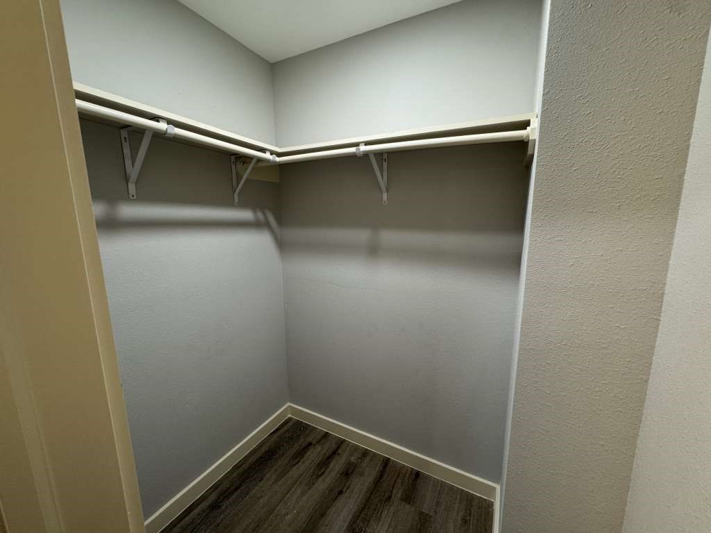 5802 Twisted Pine Court D Property Photo 13