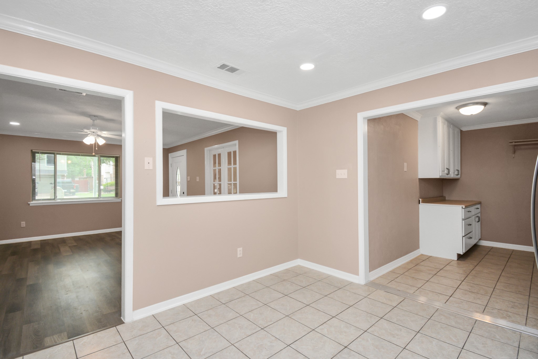 1906 Airline Drive Property Photo 11