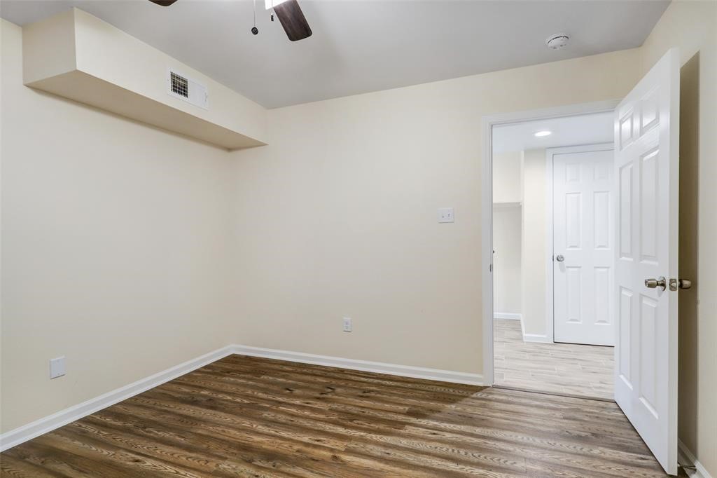 6212 Alderson Property Photo 9