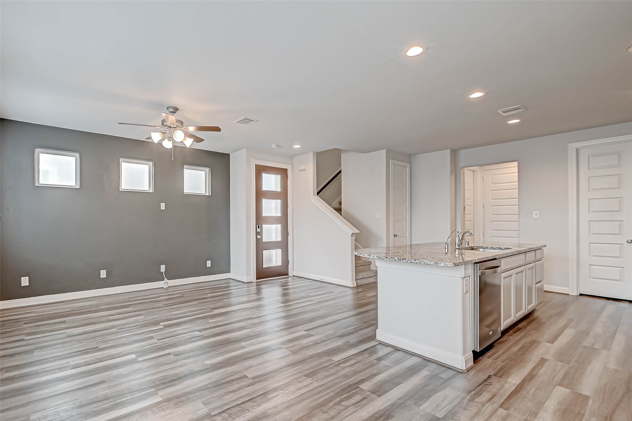 9905 Brickhouse Drive Property Photo 14