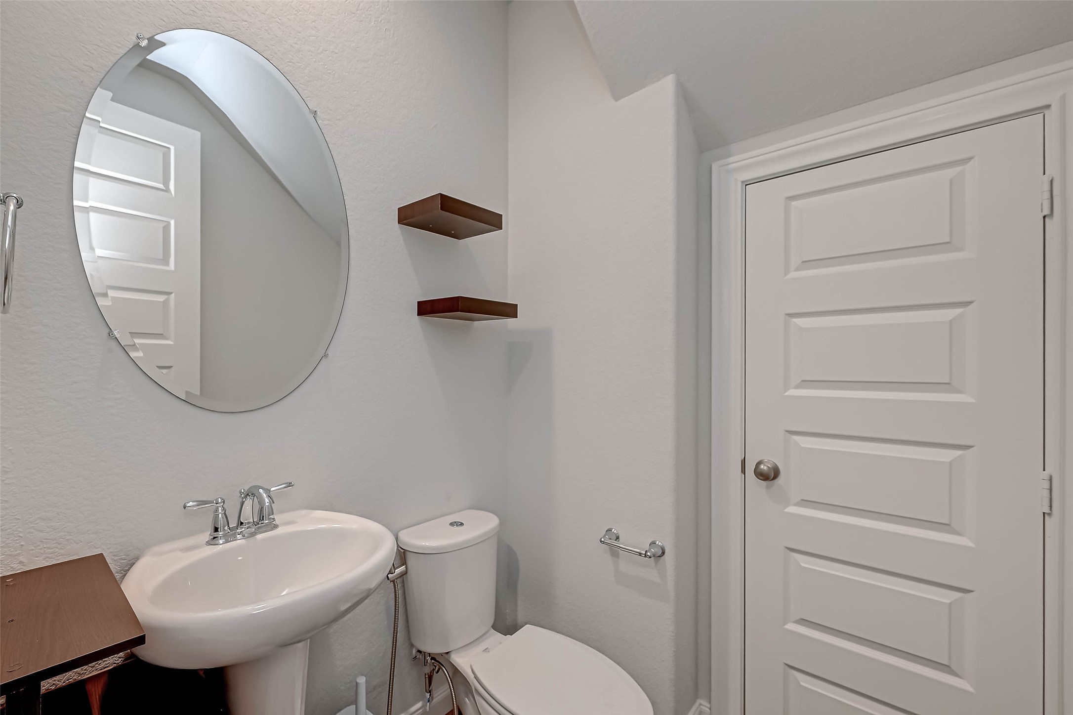 9905 Brickhouse Drive Property Photo 17