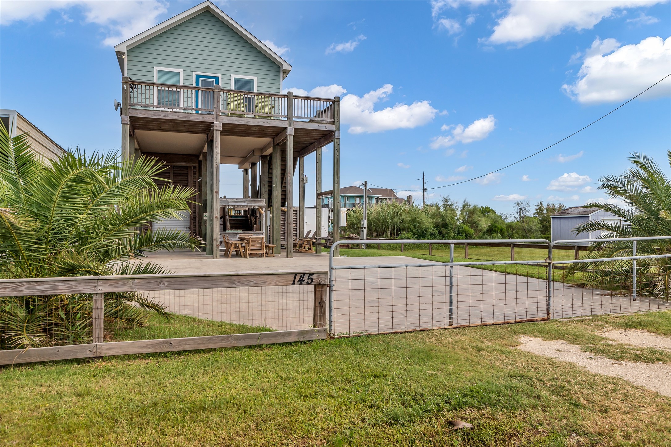 145 Jewel Drive Property Photo 4