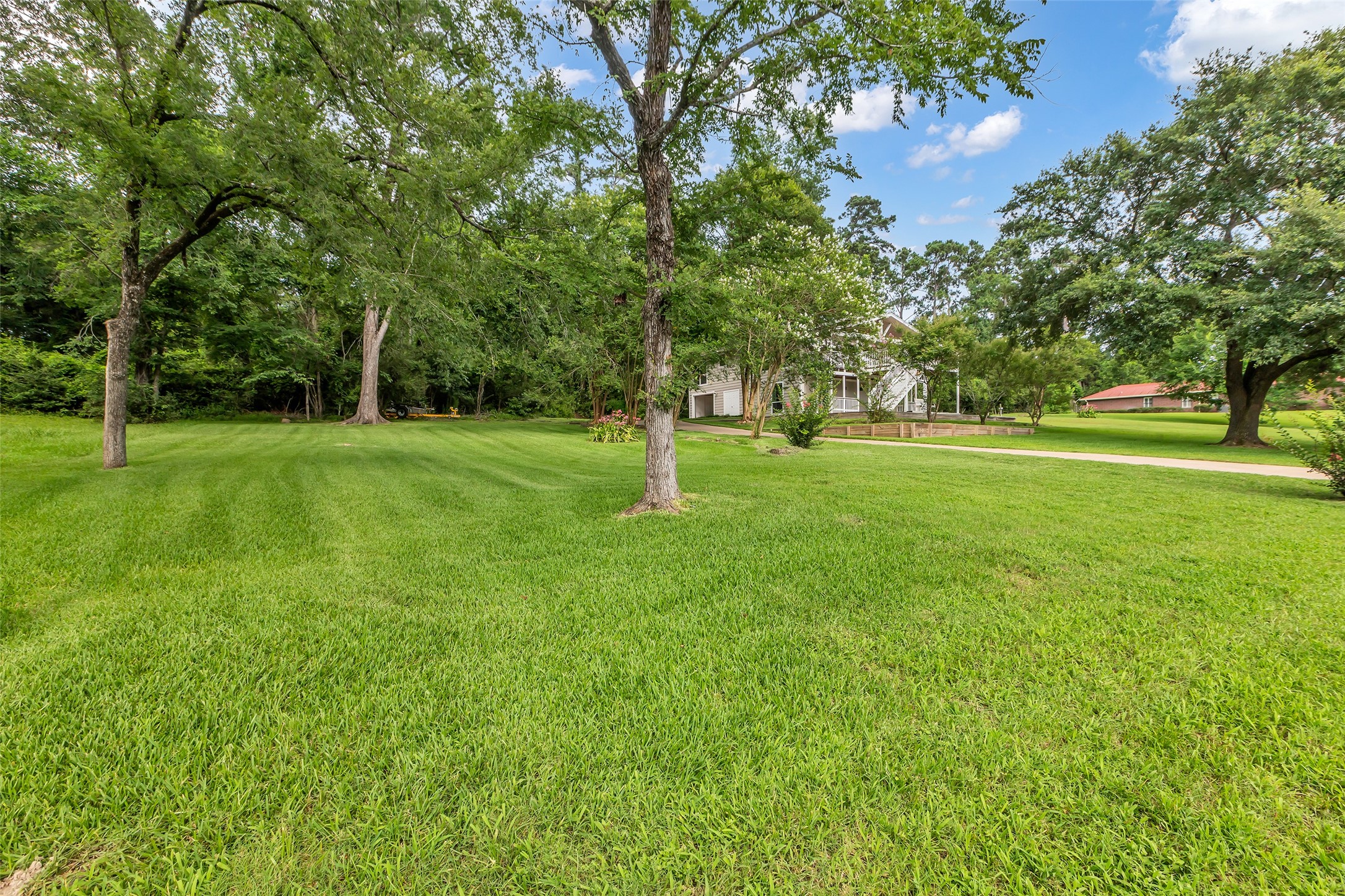 671 Lakeview Harbor Property Photo 8