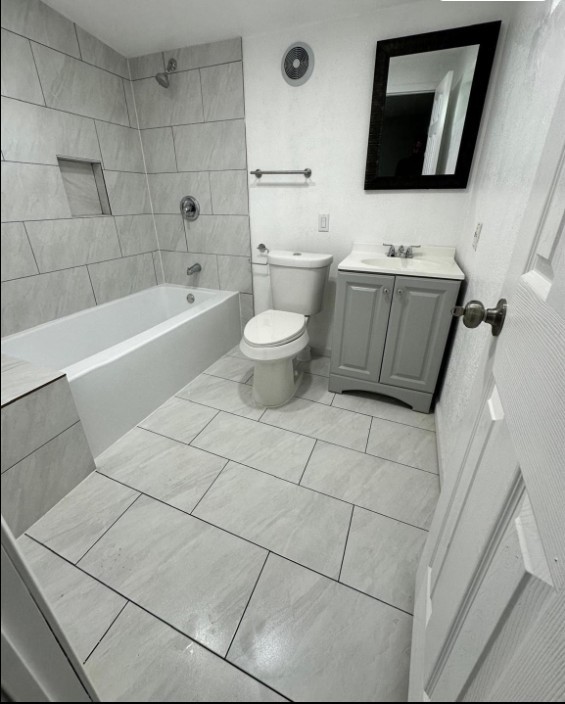 3731 Alberta Street Property Photo 7