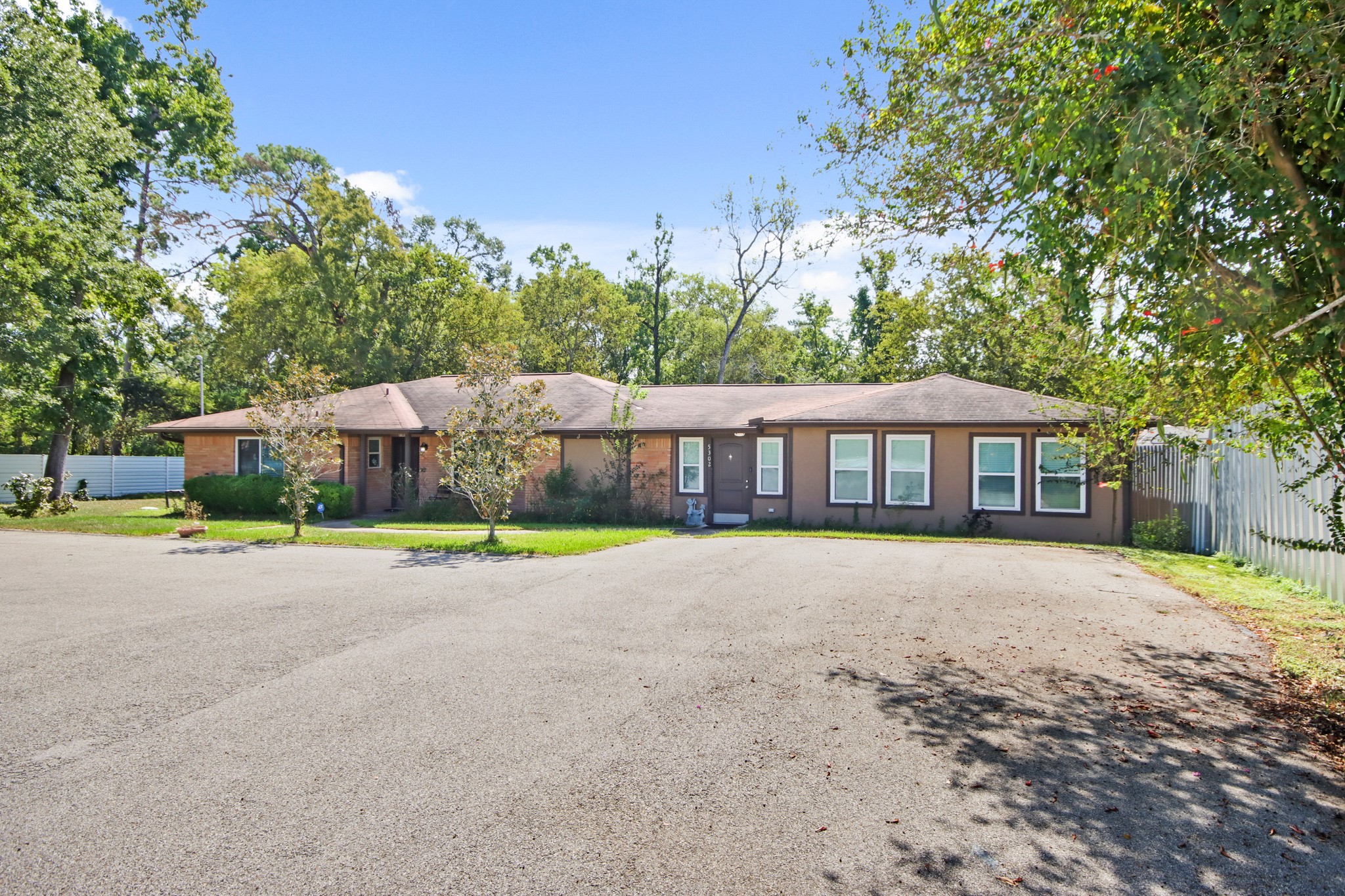 5302 Treaschwig Road Property Photo 3