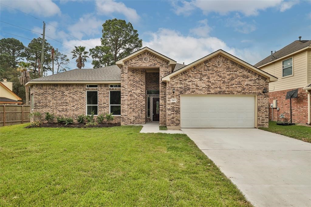17403 Harmony Hill Drive Property Photo 3