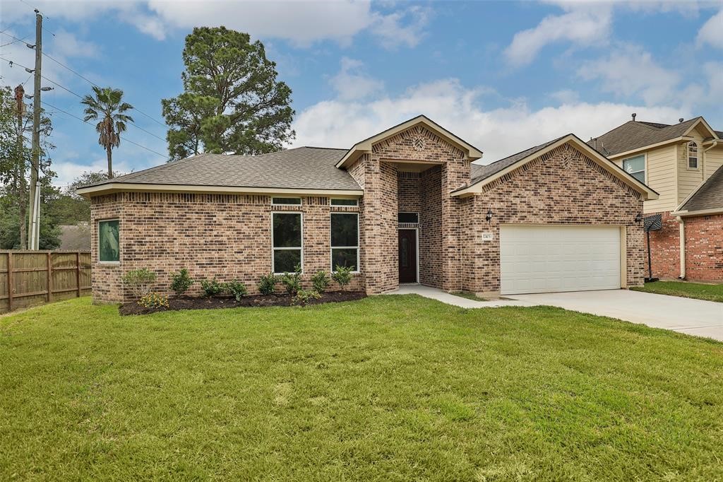 17403 Harmony Hill Drive Property Photo 4