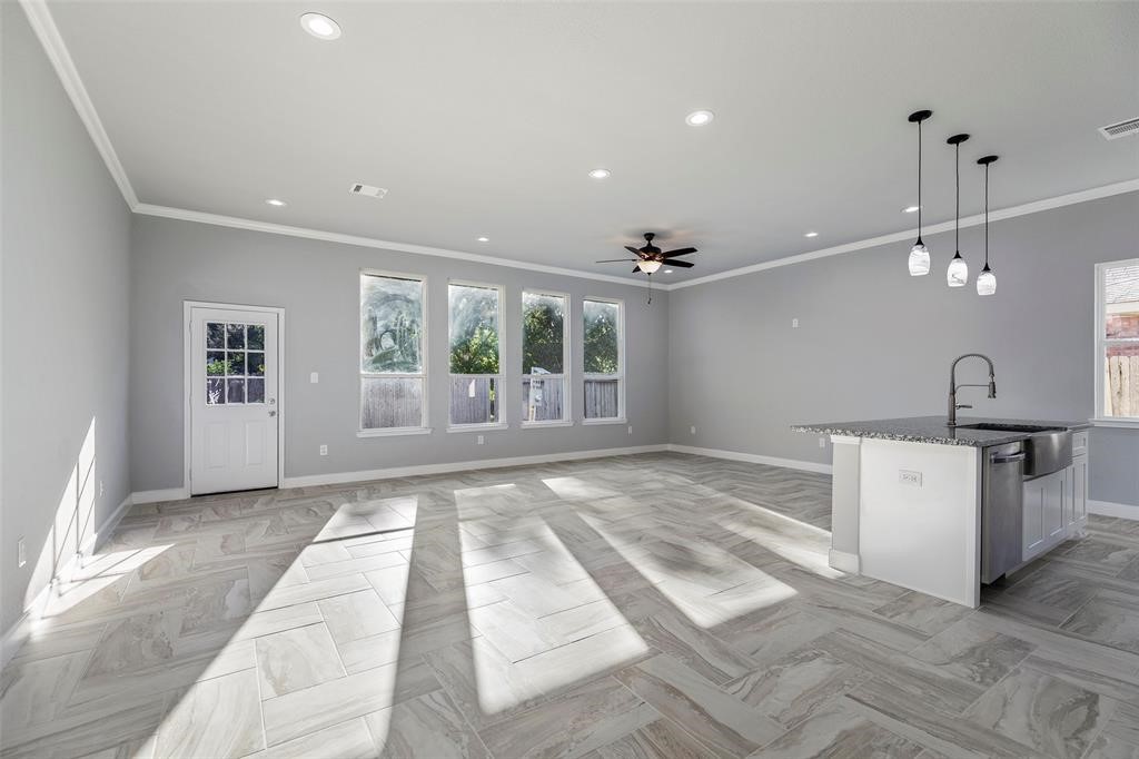 17403 Harmony Hill Drive Property Photo 8