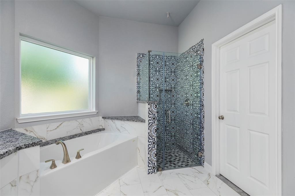 17403 Harmony Hill Drive Property Photo 15