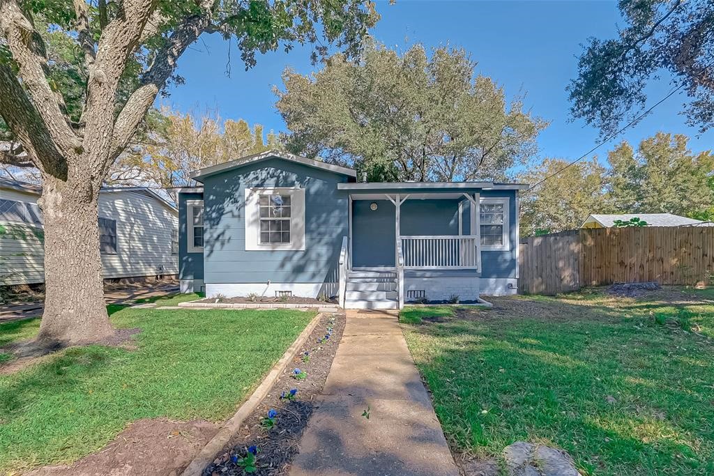 604 Ruth Street Property Photo 1