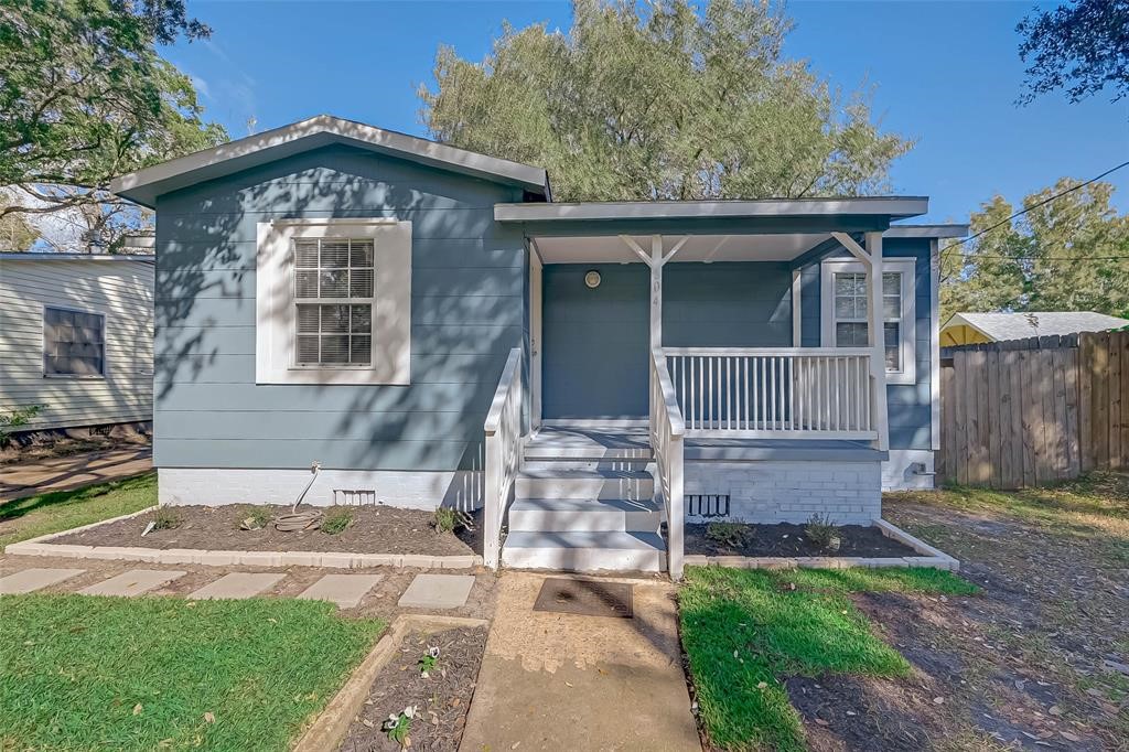604 Ruth Street Property Photo 2