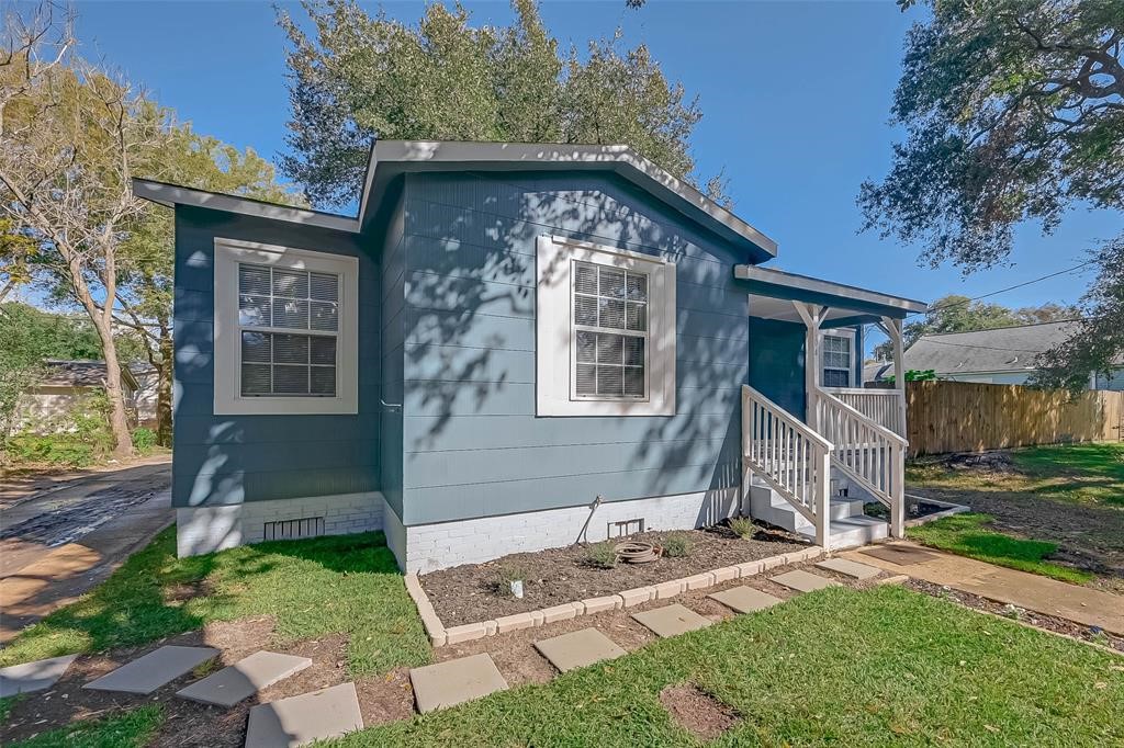 604 Ruth Street Property Photo 4