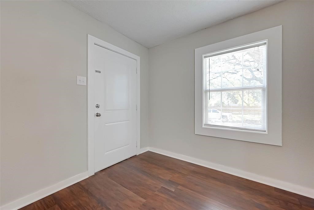 604 Ruth Street Property Photo 7
