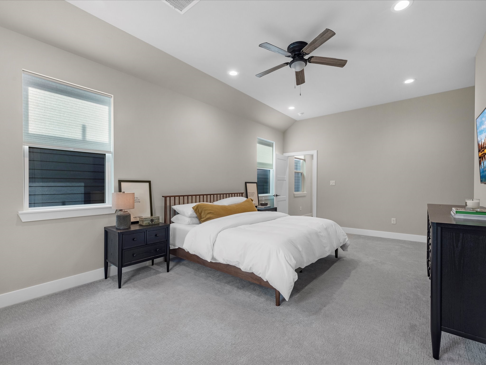 307 Charlock Street Property Photo 13