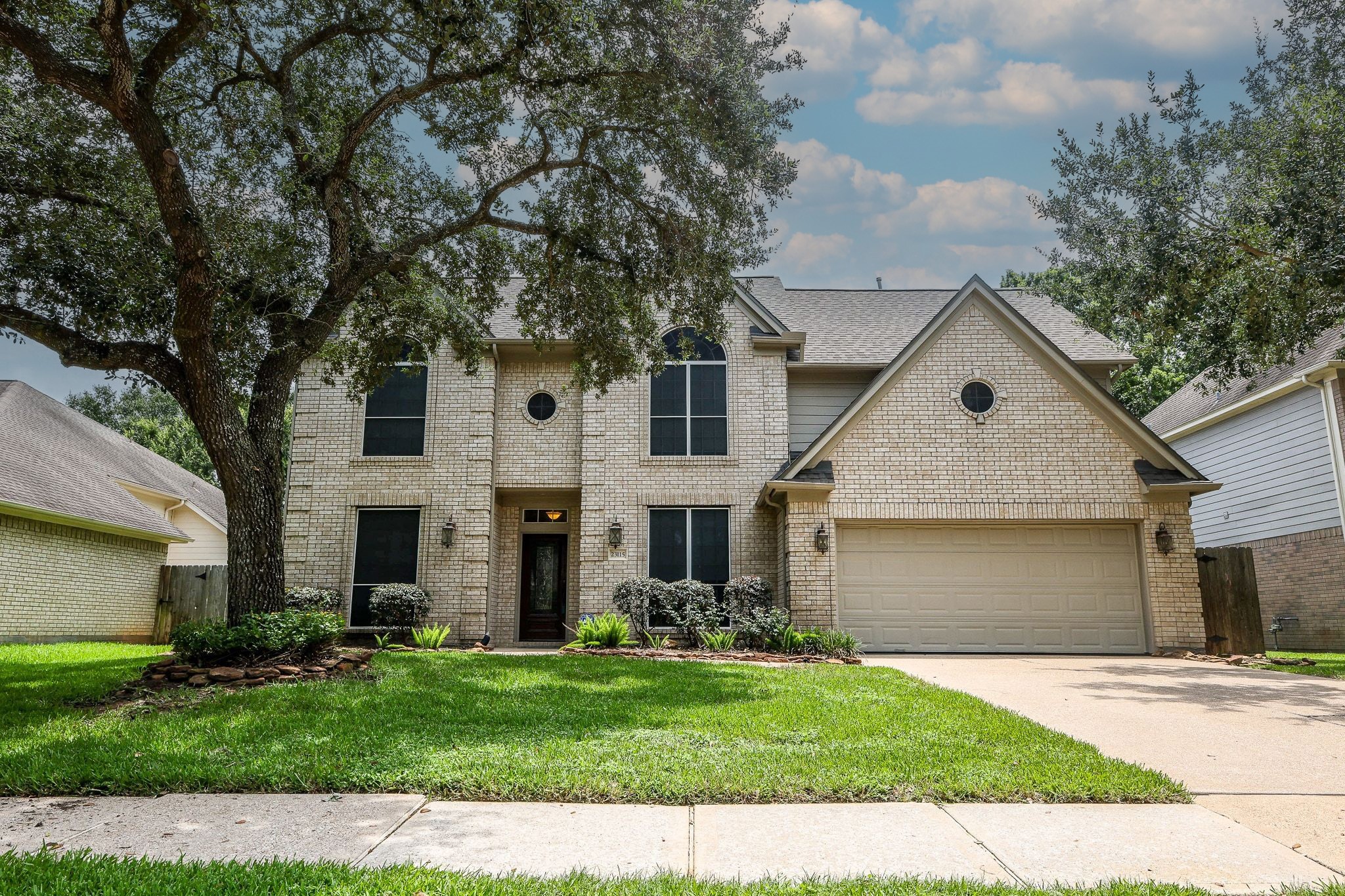 23115 Willow Canyon Drive Property Photo 1