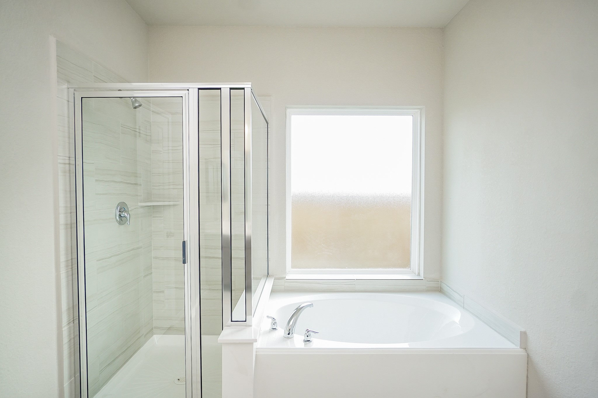 5463 Grand View Drive Property Photo 17